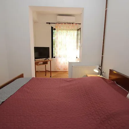 Sasa Bozac Apartment